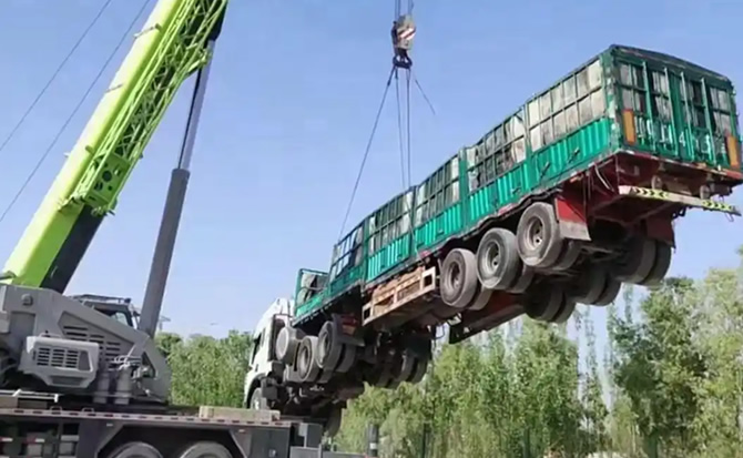 杜集区道路脱困救援案例